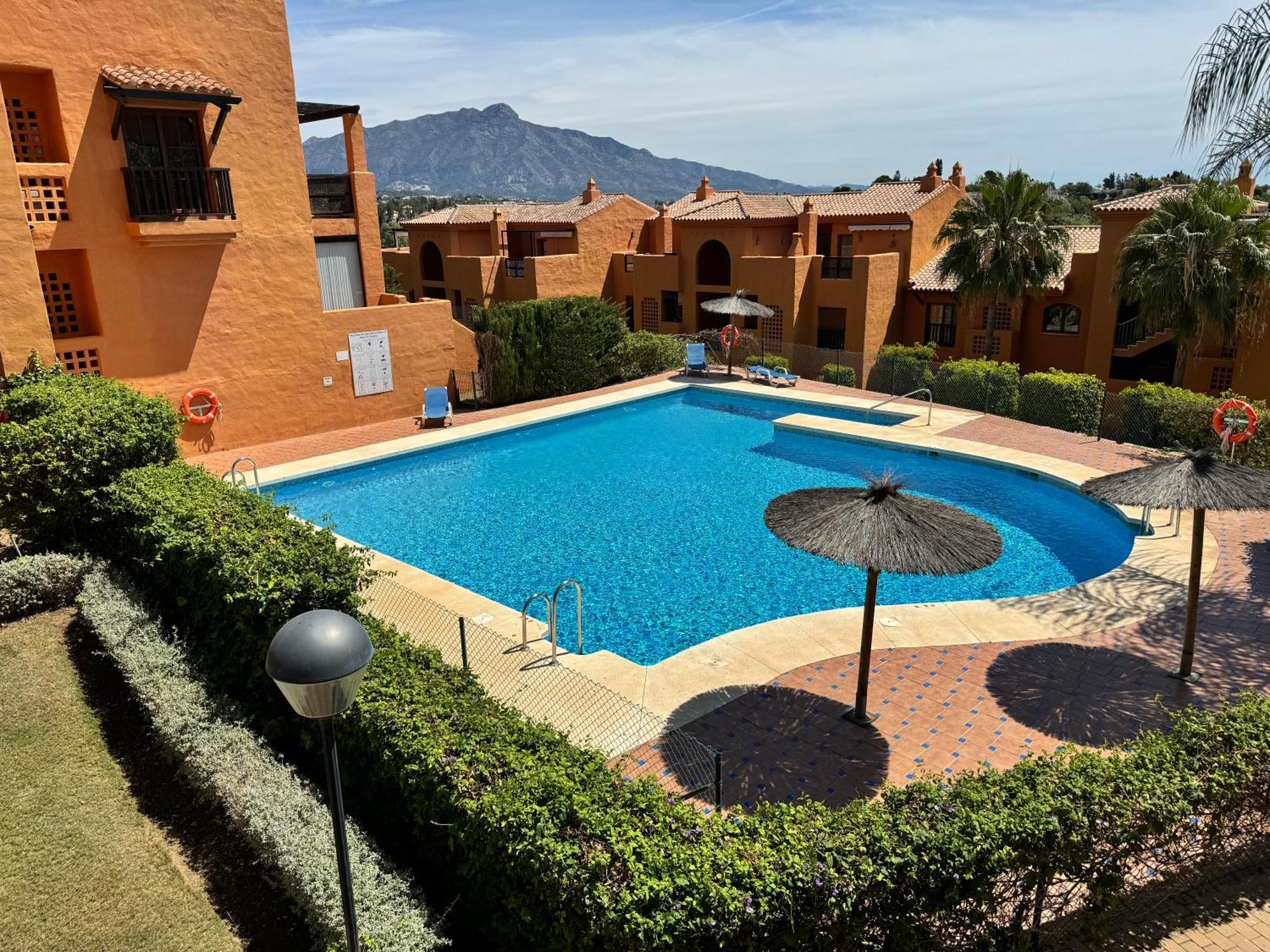Piso De Lujo Totalmente Equipado A Estrenar Para 6 Estepona Exterior foto